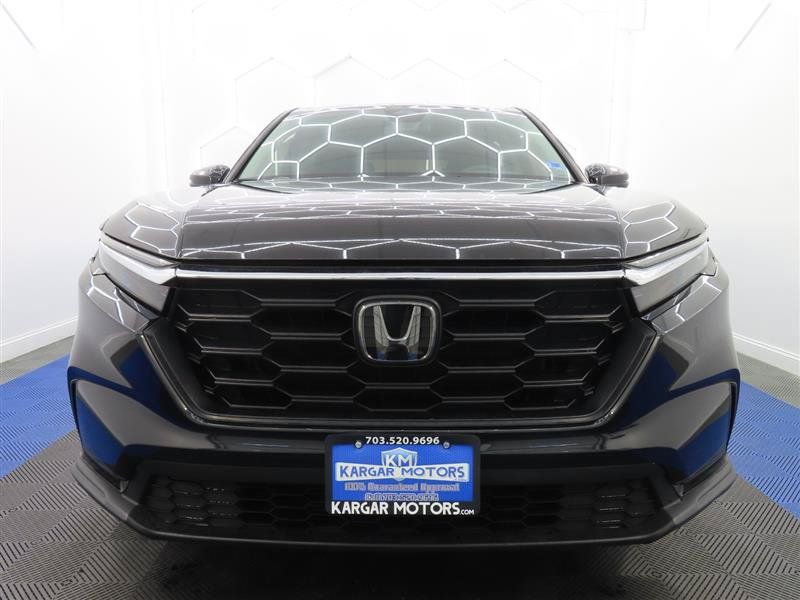 Used 2023 Honda CR-V LX image 3