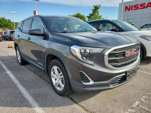 Used 2019 GMC Terrain SLE AWD/4WD image 1
