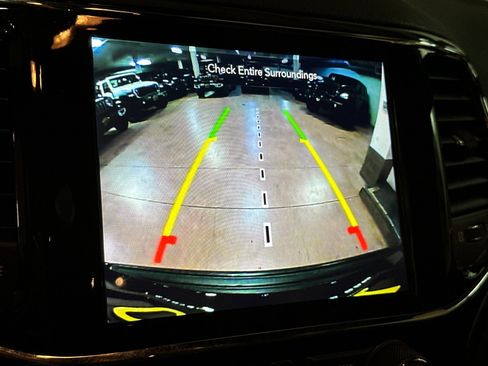 Certified 2021 Jeep Grand Cherokee Freedom Edition image 18