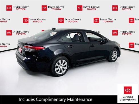 Used 2026 Toyota Corolla LE FWD image 5