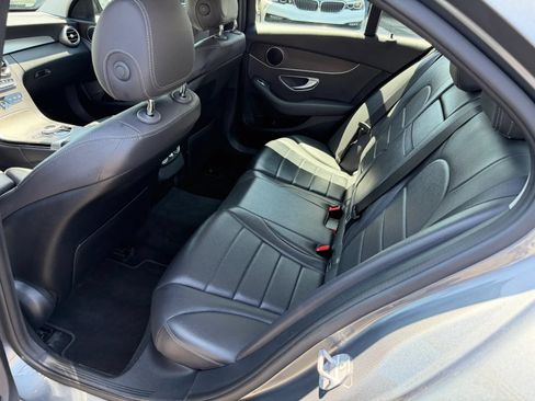 Used 2019 Mercedes-Benz C 300 Sedan image 33