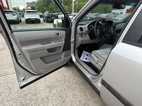 Used 2012 Honda Pilot LX image 12