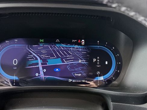 Used 2023 Volvo XC40 B5 Plus w/ Driver Assist Package image 22