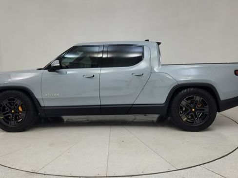 Used 2022 Rivian R1T Adventure AWD/4WD image 6