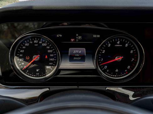 Used 2018 Mercedes-Benz E 400 Coupe image 22