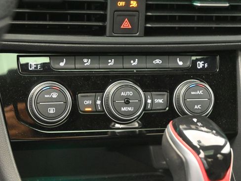 Used 2023 Volkswagen Jetta GLI Autobahn image 25