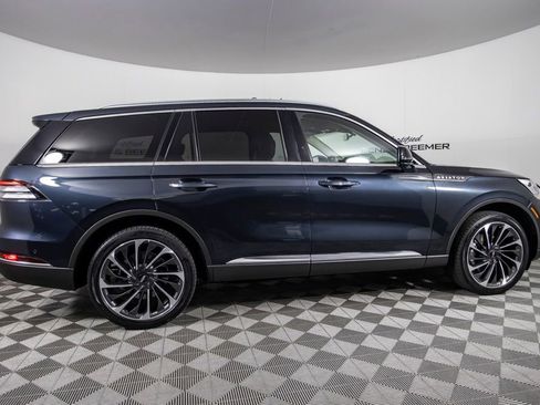 Used 2024 Lincoln Aviator Reserve w/ Equipment Group 201A AWD/4WD image 14