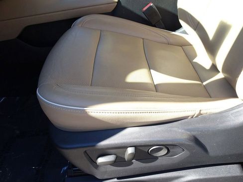 Used 2021 Chevrolet Tahoe Premier image 10