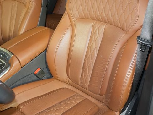 Used 2022 BMW X5 xDrive40i w/ M Sport Package AWD/4WD image 14