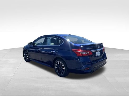 Used 2019 Nissan Sentra SR FWD image 4