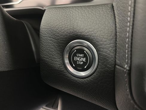 Used 2024 GMC Yukon XL Denali w/ Denali Reserve Package image 12