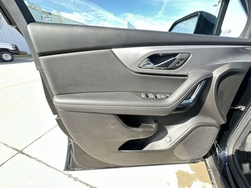 Used 2024 Chevrolet Blazer LT w/ Convenience Package image 21
