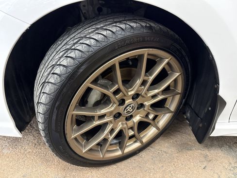 Used 2023 Toyota Camry SE w/ Convenience Package image 4