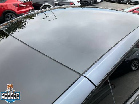 Used 2023 Tesla Model Y Long Range AWD/4WD image 98