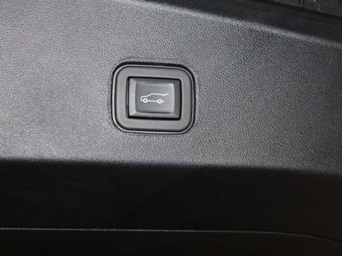 Certified 2024 Cadillac Lyriq Sport w/ LPO, Floor Liner Package AWD/4WD image 32