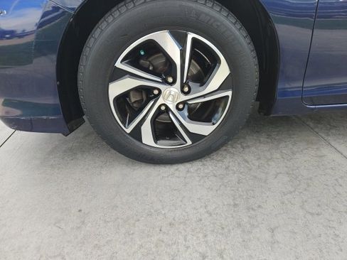 Used 2016 Honda Accord LX image 4