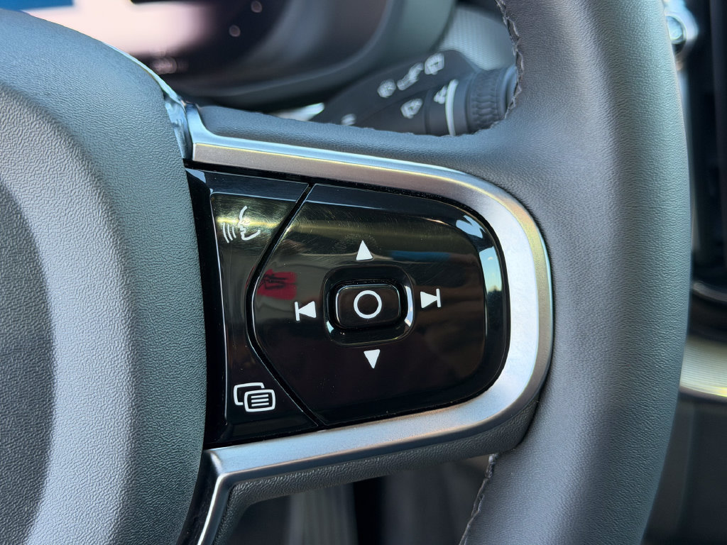 Certified 2024 Volvo XC60 T8 Polestar AWD/4WD image 29
