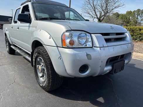 Used 2003 Nissan Frontier XE w/ XE Pwr Pkg image 11