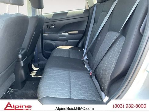 Used 2025 Mitsubishi Outlander Sport AWD image 13