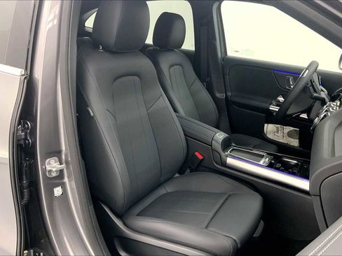 Used 2026 Mercedes-Benz GLA 250 image 3