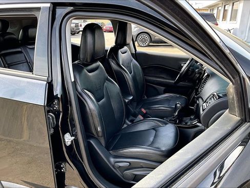 Used 2018 Jeep Compass Limited AWD/4WD image 27