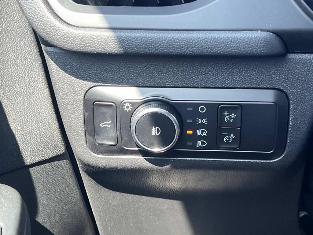 Used 2023 Ford Escape ST-Line Select AWD/4WD image 23