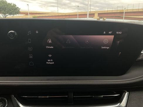 Used 2025 Buick Envista Preferred FWD image 26