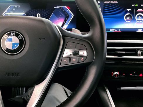 Used 2024 BMW 330i 330i w/ Convenience Package image 21