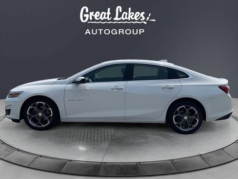 Used 2021 Chevrolet Malibu LT FWD image 2