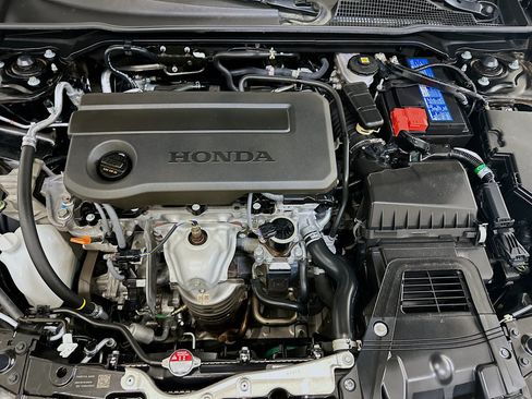 Used 2025 Honda Civic Sport image 33