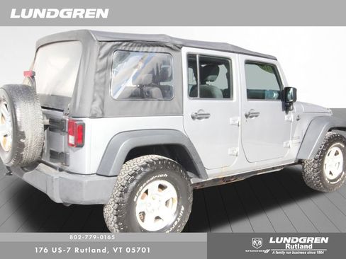 Used 2018 Jeep Wrangler Unlimited Sport AWD/4WD image 25