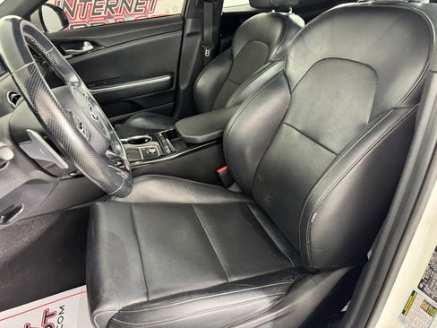 Used 2021 Kia Stinger GT-Line RWD image 31
