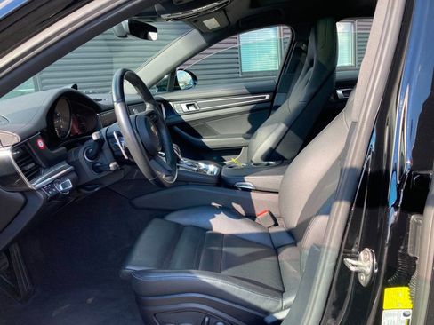 Certified 2023 Porsche Panamera 4 Platinum Edition AWD/4WD image 5