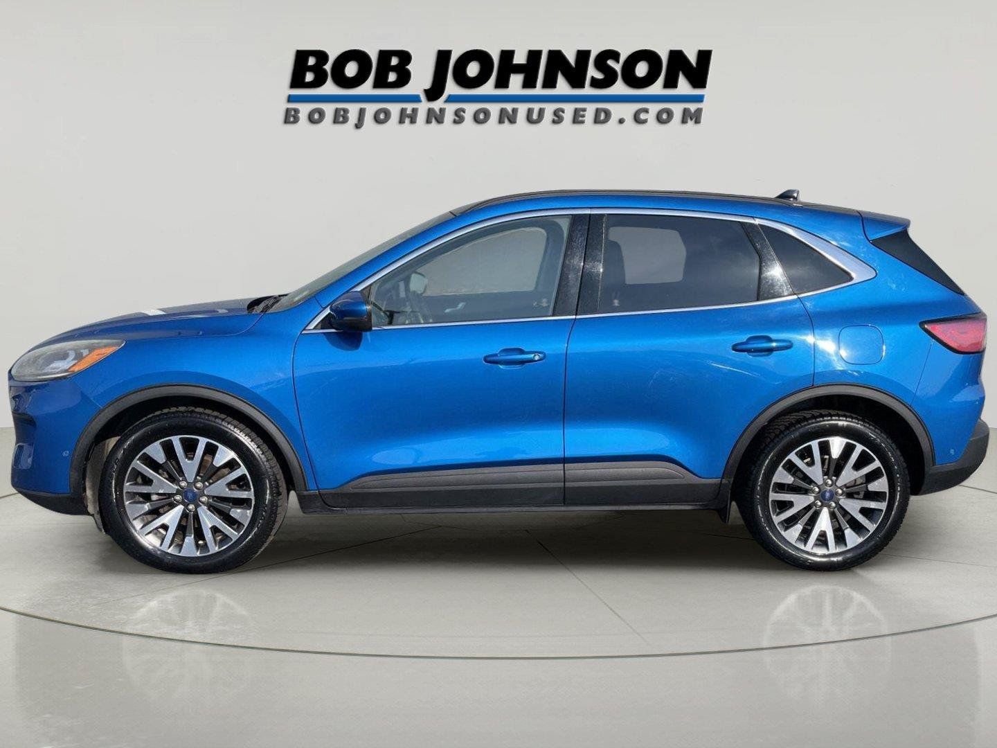 Used 2020 Ford Escape Titanium AWD/4WD image 4