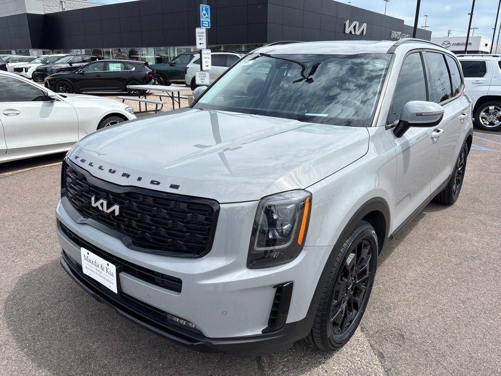 Used 2022 Kia Telluride SX w/ SX Prestige Package AWD/4WD image 1