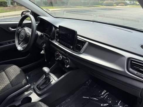Used 2021 Kia Rio S FWD image 28