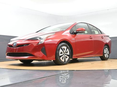 Used 2018 Toyota Prius Two w/ Prius Two Safety Plus Package FWD image 44