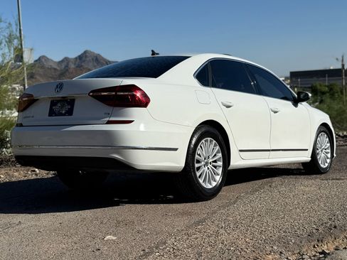 Used 2017 Volkswagen Passat 1.8T SE image 7