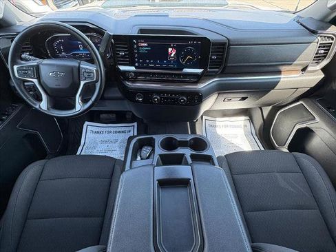 Certified 2023 Chevrolet Silverado 1500 LT Trail Boss w/ LPO, Dark Essentials Package image 10