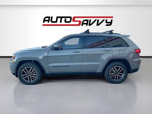 Used 2020 Jeep Grand Cherokee Trailhawk image 4