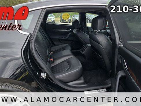 Used 2014 Maserati Quattroporte S Q4 image 19