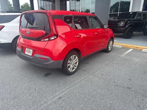 Used 2020 Kia Soul LX FWD image 4