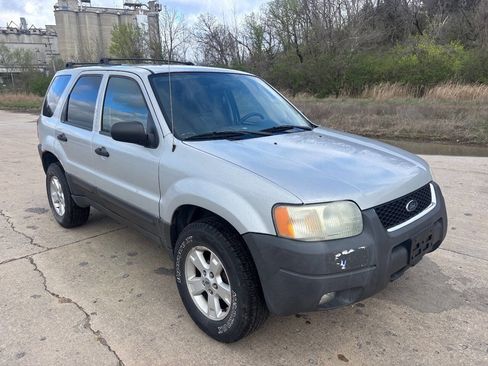 Used 2004 Ford Escape XLT AWD/4WD image 4