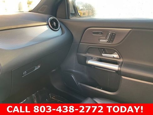 Used 2023 Mercedes-Benz GLA 250 4MATIC image 25