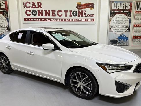 Used 2019 Acura ILX FWD image 3
