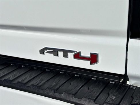 Used 2024 GMC Sierra 2500 AT4 w/ AT4 Premium Plus Package image 4