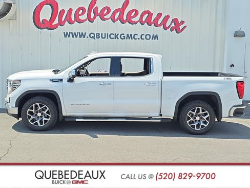 Used 2024 GMC Sierra 1500 SLT w/ SLT Premium Plus Package AWD/4WD image 5
