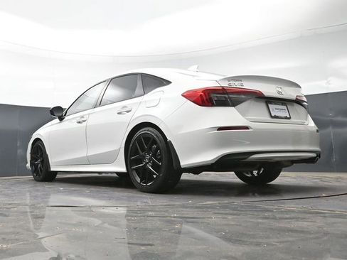 Used 2023 Honda Civic Sport image 40