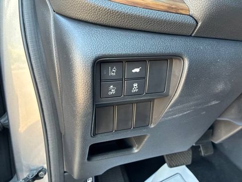 Used 2020 Honda CR-V Touring image 9