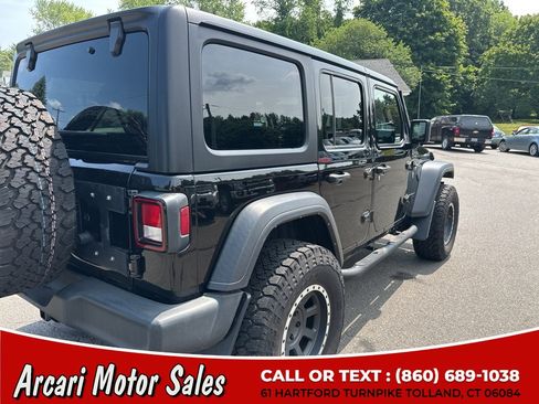 Used 2022 Jeep Wrangler Unlimited Sport AWD/4WD image 11